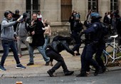 دولت فرانسه خشونت پلیس علیه معترضان را توجیه کرد