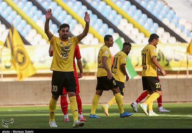 مهاجم سپاهان: شانس قهرمانی ما بیشتر از پرسپولیس و استقلال است