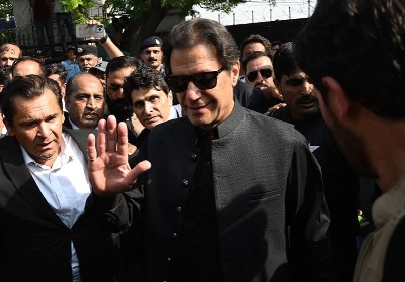 Pakistan Election Commission Disqualifies Former PM Imran Khan