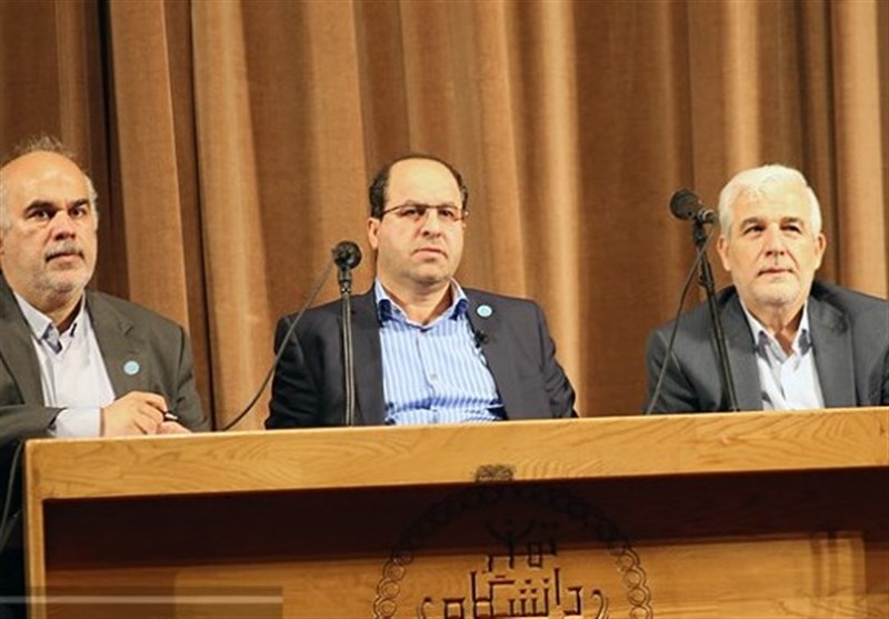 نشست رئیس دانشگاه تهران با طیف های مختلف دانشجویی