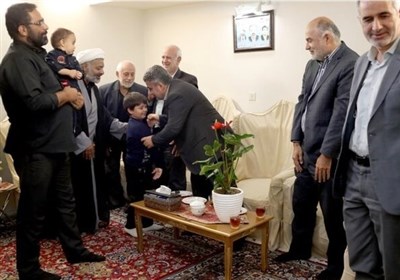 جانشین وزیر دفاع با خانواده شهید امنیت امیراحمدی دیدار کرد 