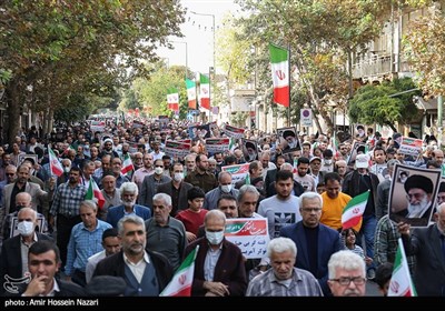 راهپیمایی سراسری در محکومیت حمله تروریستی در حرم احمد بن موسی شاهچراغ(ع) - قزوین