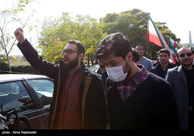 تجمع دانشجویان دانشگاه فردوسی مشهد در محکومیت حادثه تروریستی شیراز