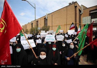 تجمع دانشجویان دانشگاه علوم پزشکی همدان در محکومیت حادثه تروریستی شیراز 