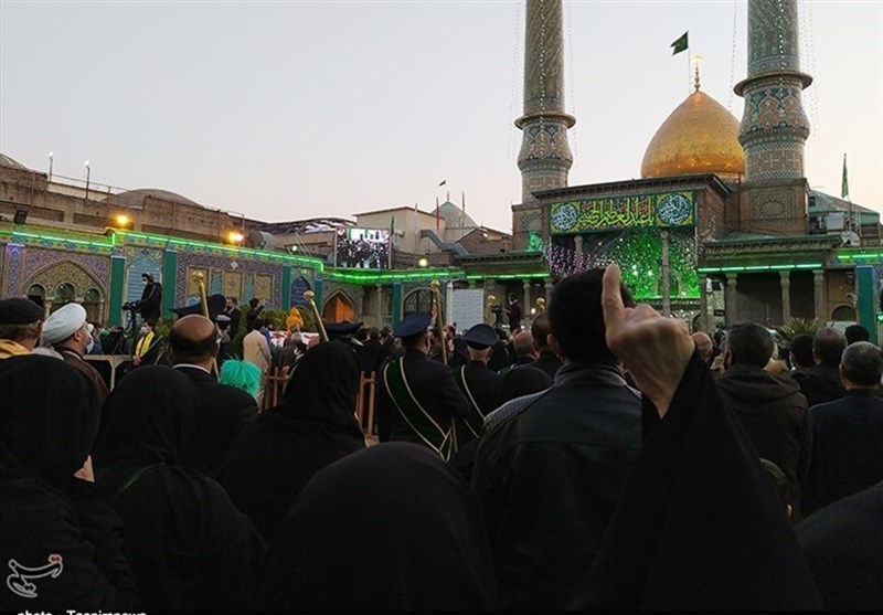 آیین تعویض پرچم حرم حضرت عبدالعظیم حسنی (ع) برگزار شد