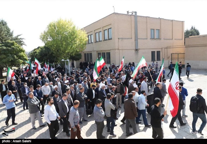 تجمع , راهپیمایی , اغتشاشات ایران , اغتشاشات 1401 , دانشجویان خارجی , حمله تروریستی به شاهچراغ شیراز , 