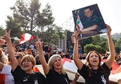  بدرقه میشل عون از کاخ بعبدا/ فرمان پذیرش استعفای دولت میقاتی امضا شد 