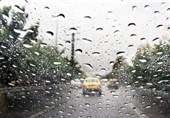 رانندگی موتورسواران در روزهای بارندگی در سطح معابر ممنوع است