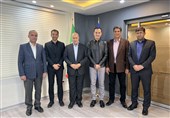 دیدار کمک داوران ایرانی حاضر در جام جهانی با تاج