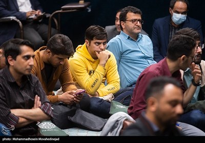 تجمع جامعه پزشکی در دانشگاه تهران