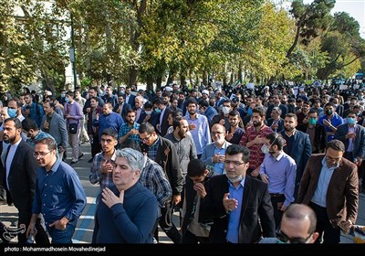 تجمع جامعه پزشکی در دانشگاه تهران