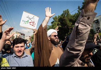 تشییع پیکر طلبه شهید آرمان علی‌وردی