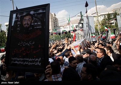 تشییع پیکر طلبه شهید آرمان علی‌وردی