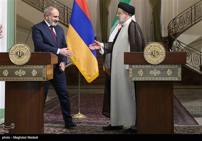 استقبال رسمی از نخست‌وزیر ارمنستان