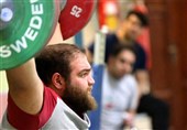 یوسفی رکورد وزنه‌برداری فوق سنگین جوانان جهان را شکست