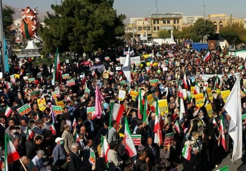 حماسه لرستانی‌ها در راهپیمایی 13 آبان‌/ مردم به نیرنگ‌های 40 ساله آمریکا علیه ملت ایران &quot;مرگ&quot; گفتند + فیلم‌ و تصایر