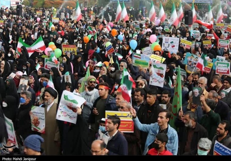 حضور مردم انقلابی و دانش آموزان خوزستانی در راهپیمایی 13 آبان