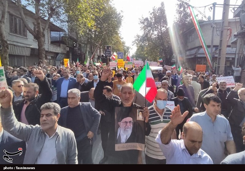 حضور حماسی مردم گلستان در راهپیمایی یوم‌الله 13 آبان/ حمایت مردم از فلسطینی‌ها + فیلم و تصاویر