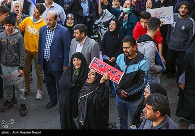 راهپیمایی 13 آبان در قزوین