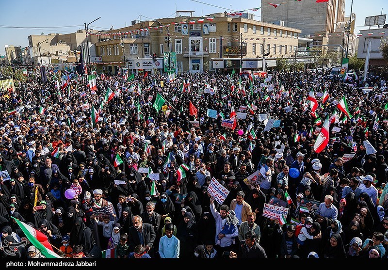 Iranians Express Support for Gaza on National Day against Global Arrogance