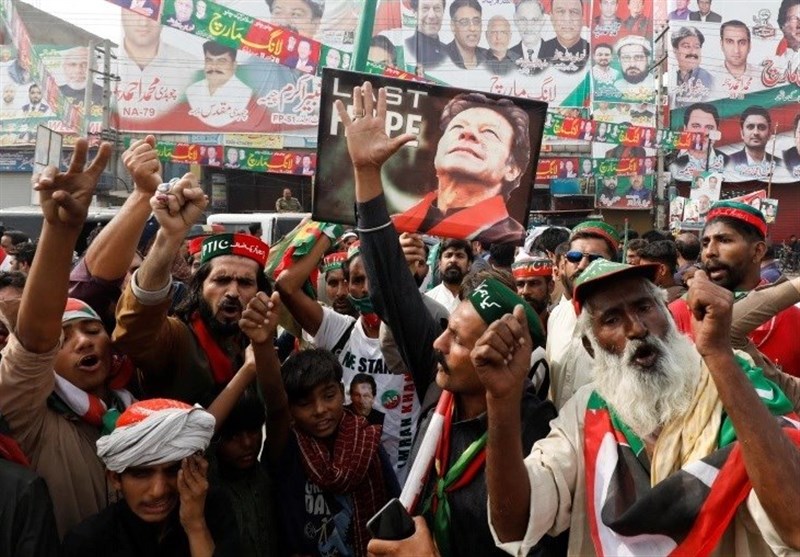 تظاهرات در چند شهر پاکستان در اعتراض به سوءقصد علیه عمران خان