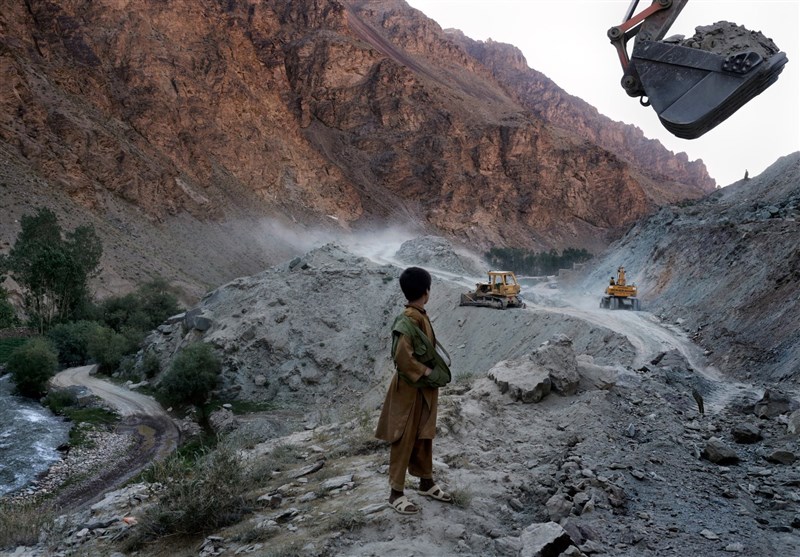 مواد معدنی افغانستان در ایران فرآوری می‌شود