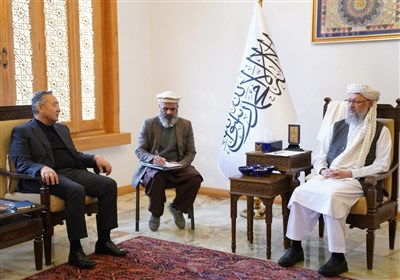  حنفی در دیدار با نماینده رئیس جمهور قزاقستان: از خاک افغانستان علیه کشور دیگری اقدام نخواهد شد 