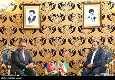 دیدار وزرای اقتصاد ایران و ارمنستان