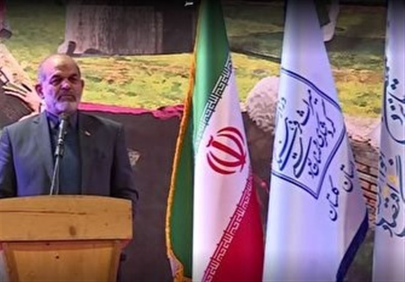 وزیر کشور: اقوام ایرانی نقش موثری در دفاع و امنیت کشور دارند/ همه در کنار هم با پرچم و سرود ملی به عظمت می‌رسیم