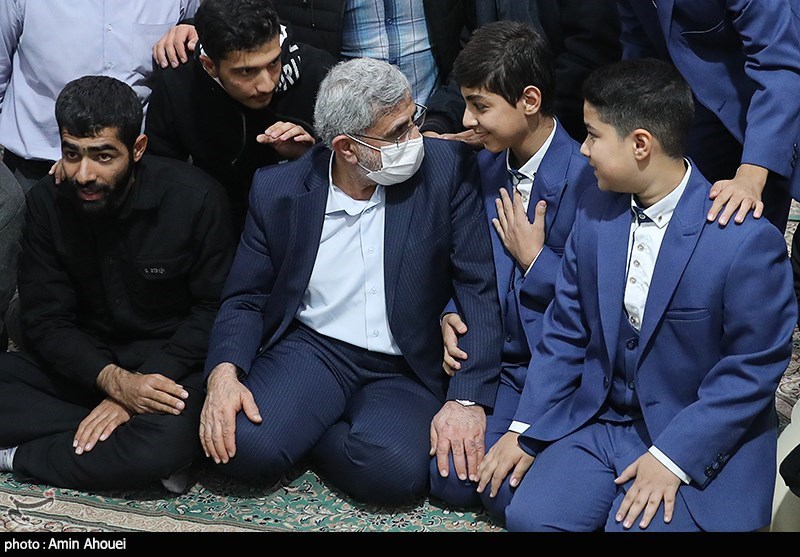 سردار قاآنی در جمع خانواده های شهدای مدافع امنیت رفت + گزارش تصویری