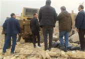 لودر بدون راننده در بومهن وارد منزل مسکونی شد