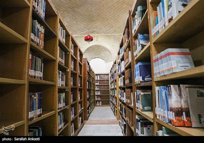 لذت مطالعه در کتابخانه تاریخی کرمان