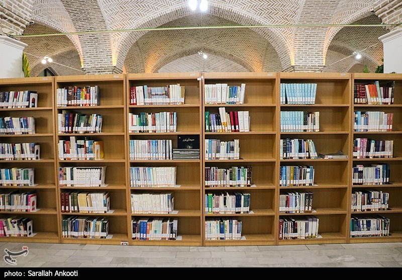 افتتاح یک کتابخانه جدید در تهران