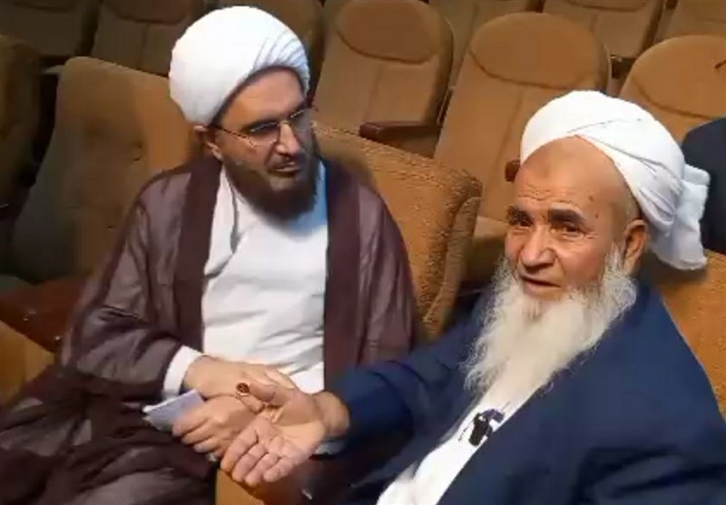 مولوی ‌ریگی: ما دوستدار آقای خامنه‌ای هستیم/ ایرانِ ‌بعد از نظام اسلامی به درد نمی‌خورد + فیلم