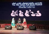 جشنواره موسیقی نواحی | استاد حسین ولی‌نژاد در مدح پیامبر(ص) نواخت