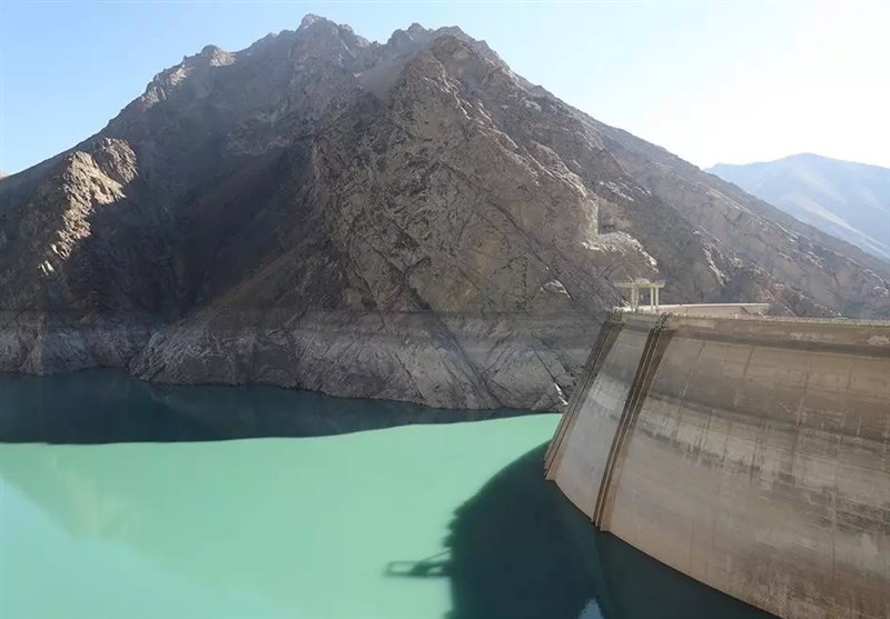 تصاویر جدید از وضعیت ذخایر آبی سد امیرکبیر / 74 درصد مخزن سد کرج خالی است