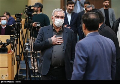 حضور بهرام عین اللهی، وزیر بهداشت درمان و آموزش پزشکی در همایش ملی جهاد تبیین و اطلاع رسانی هنرمندانه 