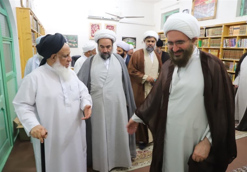 دیدار هیئت اعزامی امام خامنه‌ای با امام جمعه اهل سنت چابهار + تصاویر