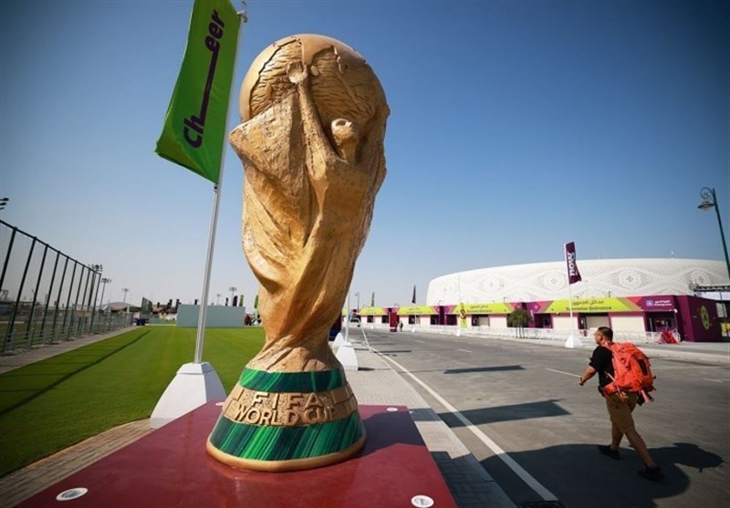 چه کسی مبتکر ممنوعیت فروش مشروبات الکلی در جام جهانی قطر بود؟