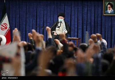 دیدار جمعی از مردم اصفهان با رهبر معظم انقلاب اسلامی 