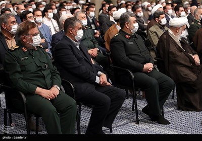 دیدار جمعی از مردم اصفهان با رهبر معظم انقلاب اسلامی