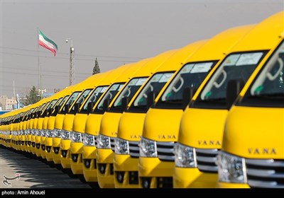 مراسم رونمایی از تاکسی‌ون‌های جدید شهرداری تهران