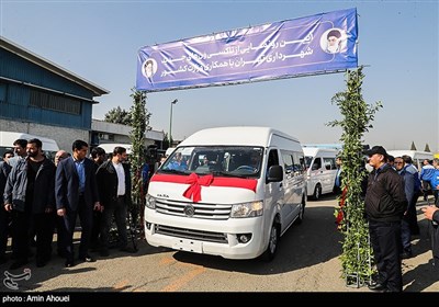 مراسم رونمایی از تاکسی‌ون‌های جدید شهرداری تهران 