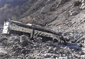 50 کشته و زخمی بر اثر سقوط اتوبوس به دره در ولایت «بغلان» افغانستان