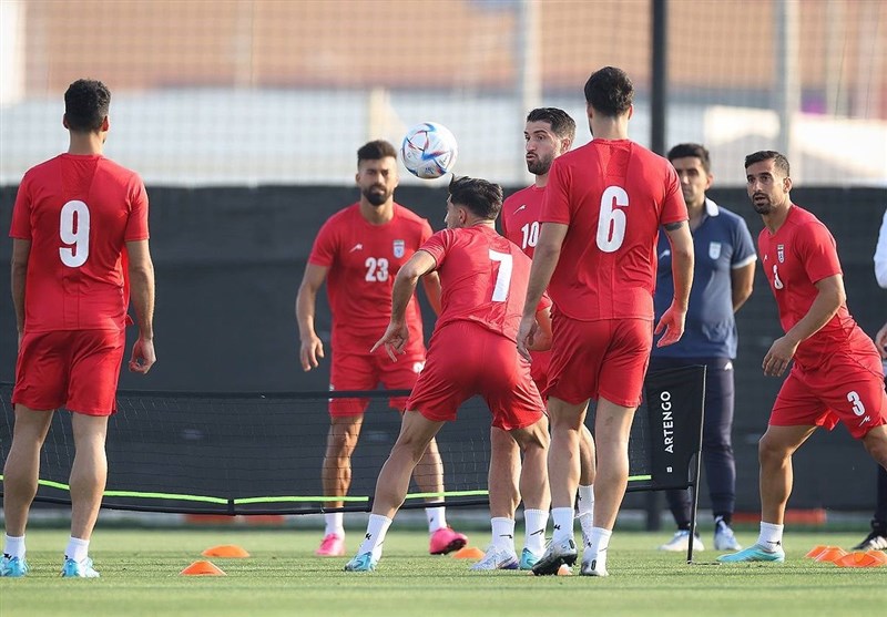 جام‌ جهانی قطر| حلقه اتحاد شاگردان کی‌روش در آخرین تمرین ایران پیش از بازی با انگلیس + عکس