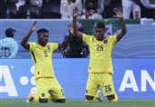 جام جهانی قطر| شادی طعنه‌آمیز هوادار اکوادور، خشم قطری‌ها را برانگیخت! + فیلم