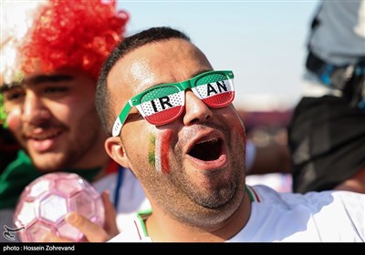 على هامش مباراة منتخبي إيران وإنجلترا - كأس العالم 2022