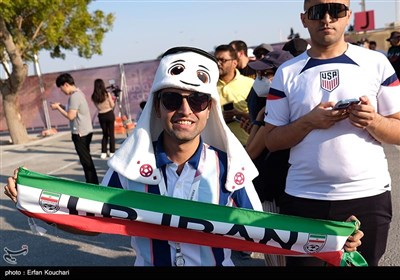 حاشیه دیدار تیم‌های فوتبال ایران و انگلیس- جام جهانی 2022