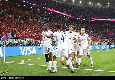 دیدار تیم‌های فوتبال آمریکا و ولز- جام جهانی 2022