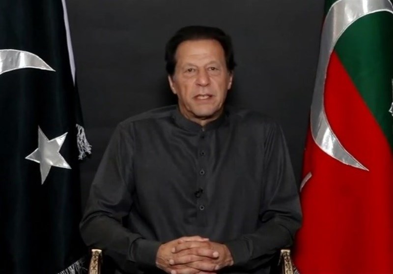 عمران خان: انتخابات برگزار شود به قدرت باز می‌گردیم